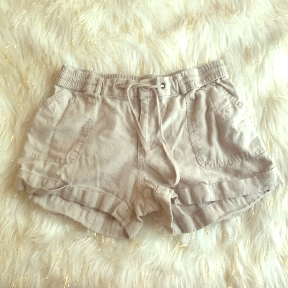 Khaki Shorts high rise